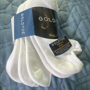 Gold Toe White Casual Socks Comfortable Durable Design